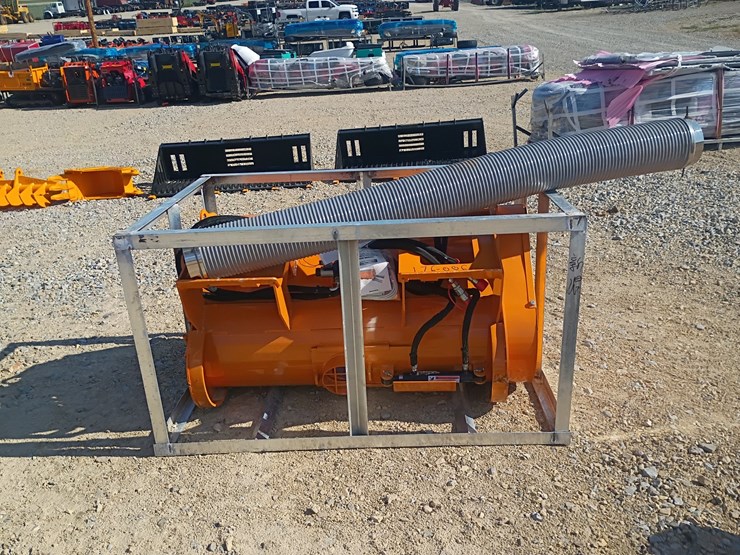 #l76-006-•-landhonor-concrete-mixer-skid-steer-attachment-image-5