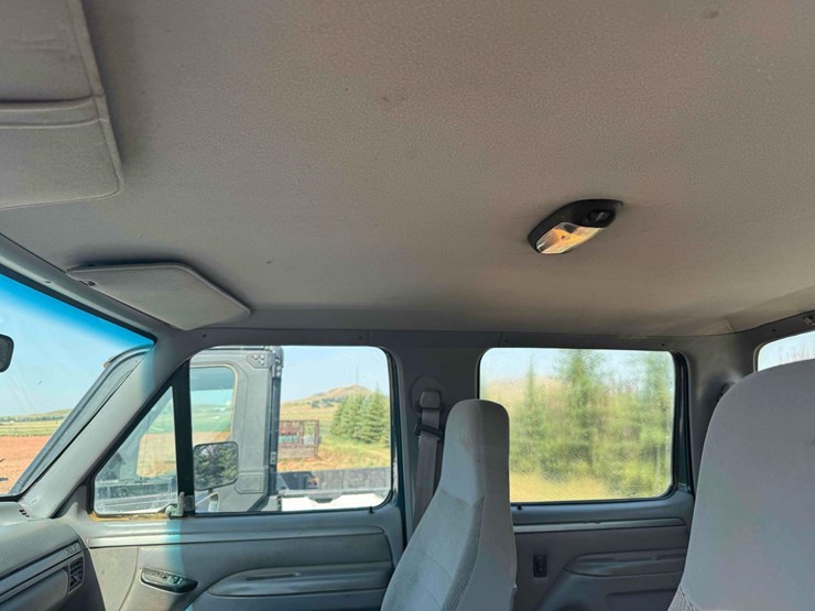 1995-ford-f350-image-7