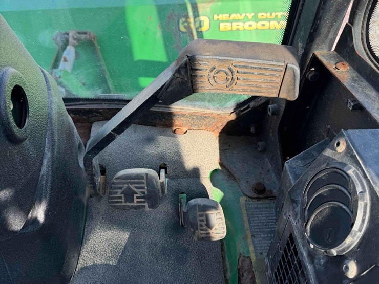 john-deere-1445-image-24