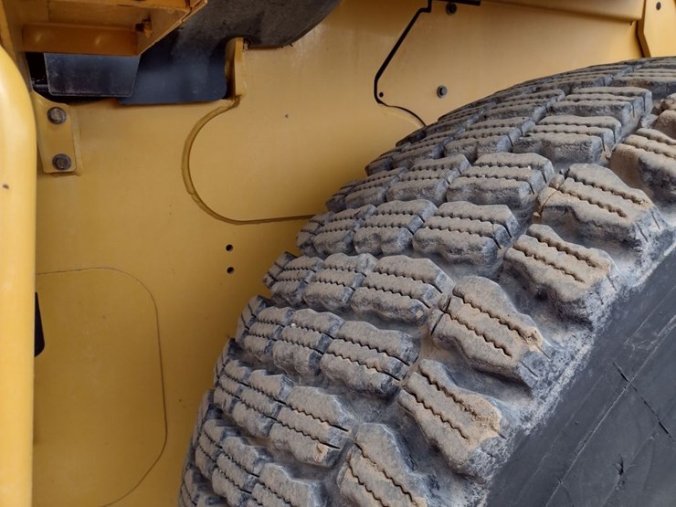 caterpillar-926m-image-15