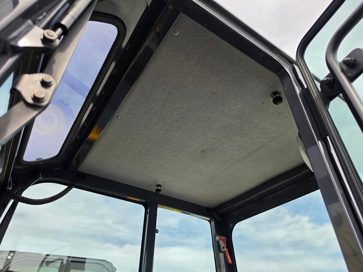 2021-kobelco-sk55srx-6e-image-6
