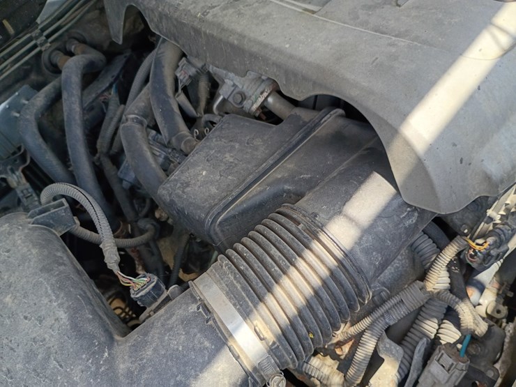 2010-toyota-tundra-image-21