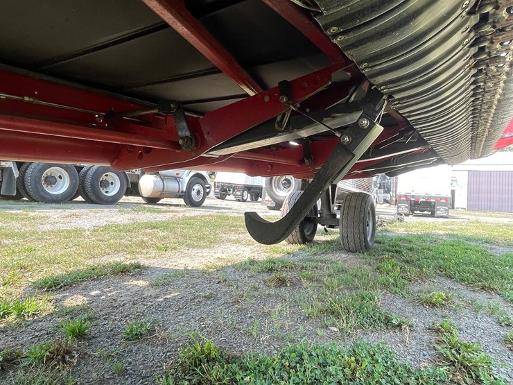 2018-case-ih-3162-image-52