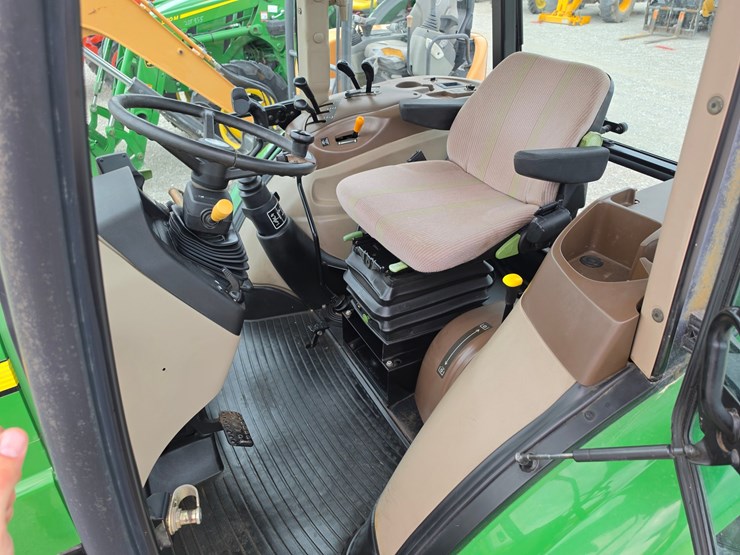 2008-john-deere-5225-image-7