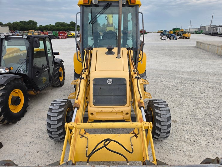 2001-new-holland-lb75-image-4