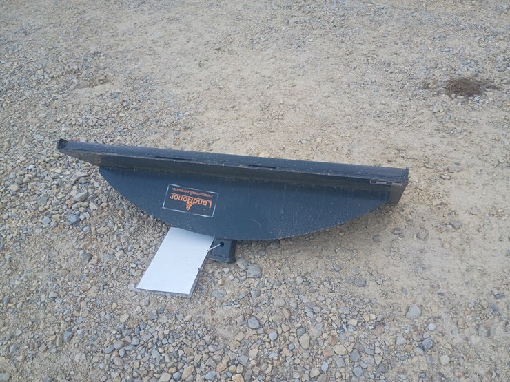 #l76-071-•-landhonor-utility-hitch-adapter-skid-steer-attachment-image-1