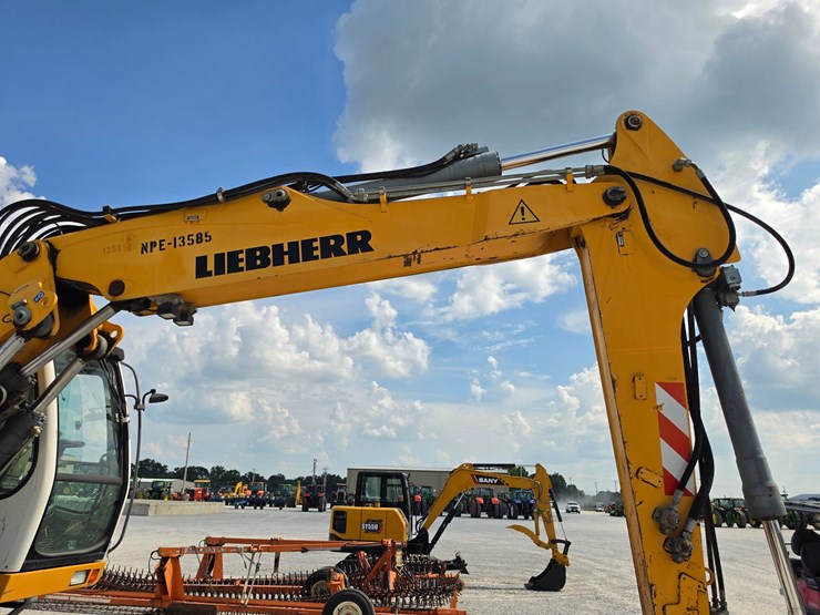 2006-liebherr-a900c-image-26