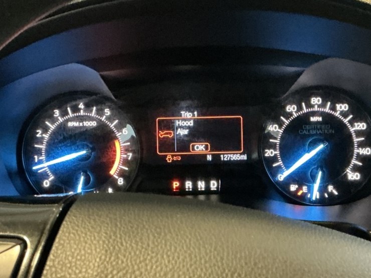 2018-ford-explorer-image-16