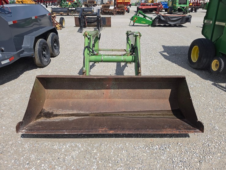 john-deere-146-image-2
