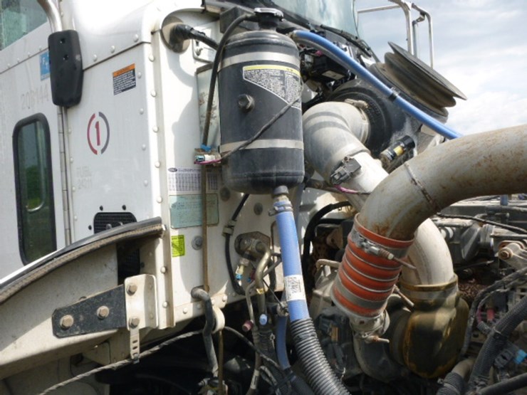 peterbilt-337-image-19