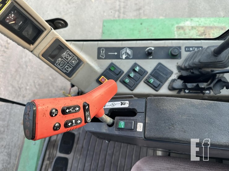 1996-john-deere-6710-image-47