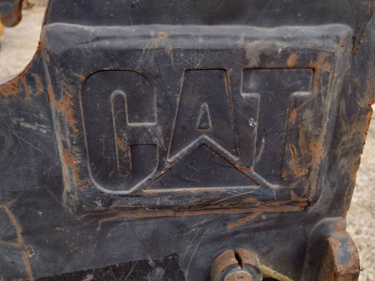 caterpillar-70-image-5