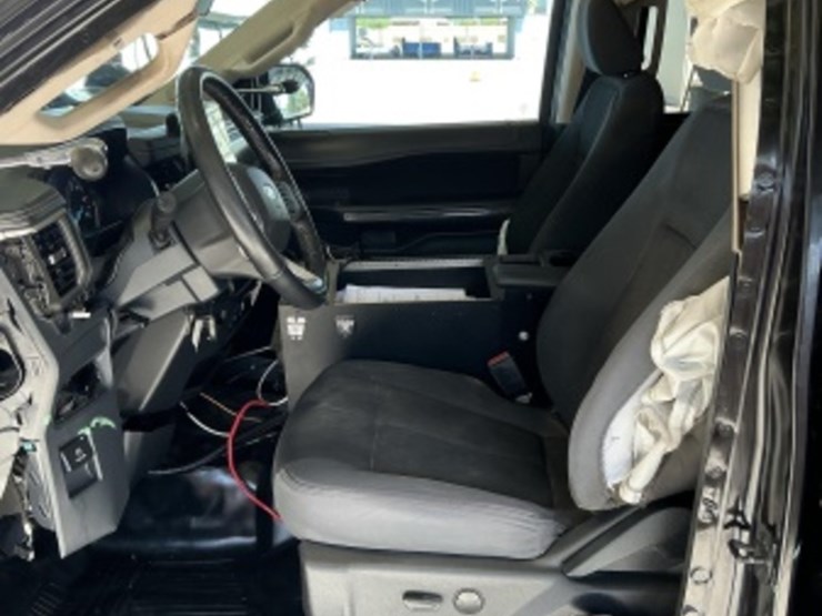 2022-ford-expedition-image-21