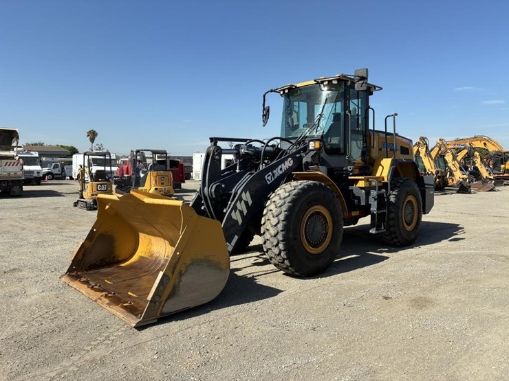 2022-xcmg-xc948u-image-1