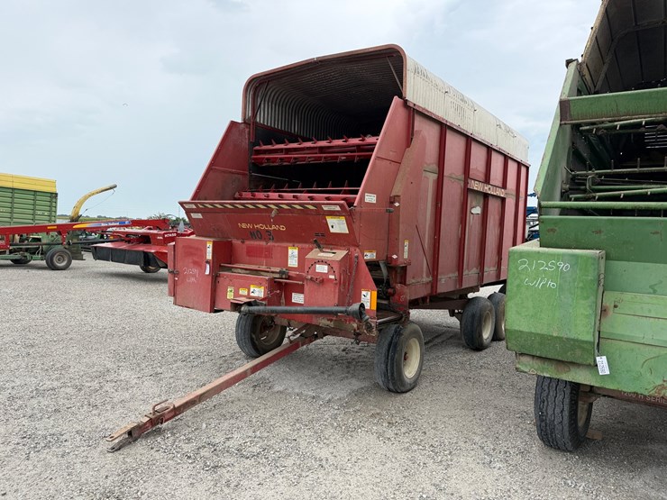 new-holland-816-image-10