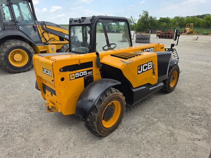 2018-jcb-505-20tc-image-14
