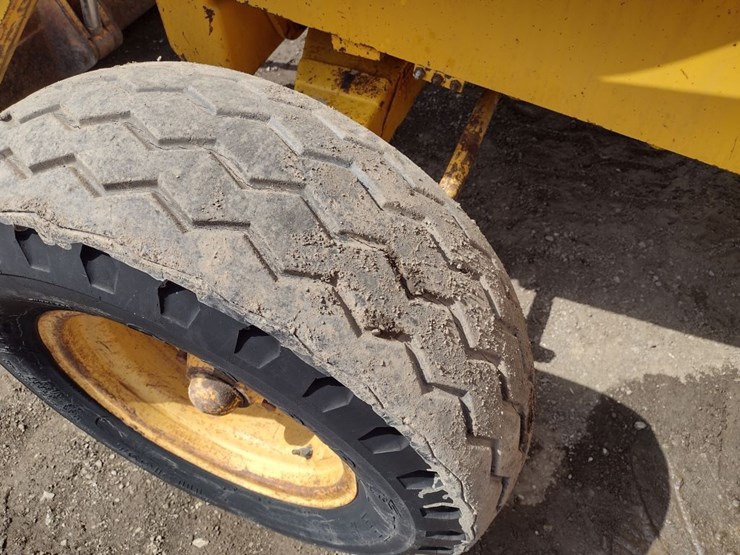 john-deere-310d-image-18