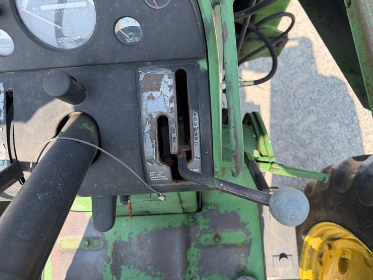 1967-john-deere-3020-image-10
