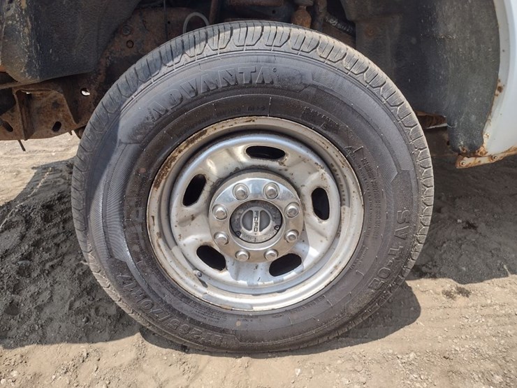 12-ford-f250-image-19