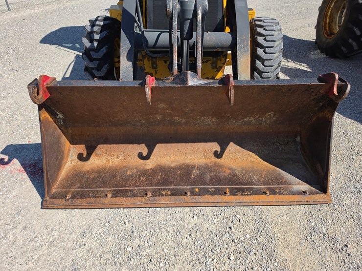 2015-deere-310sl-image-3