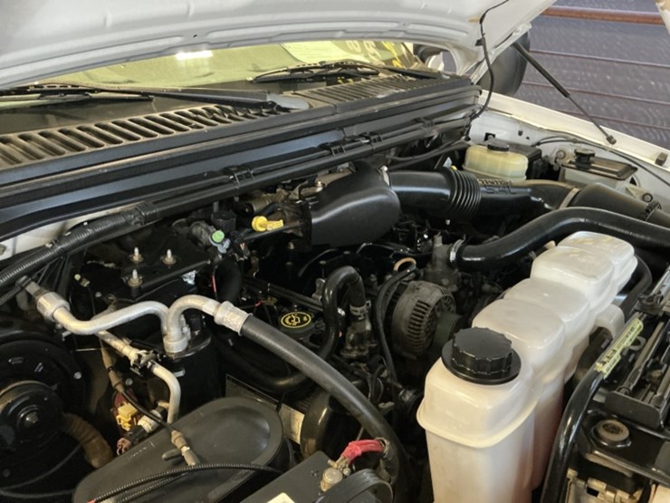 2000-ford-f350-image-13