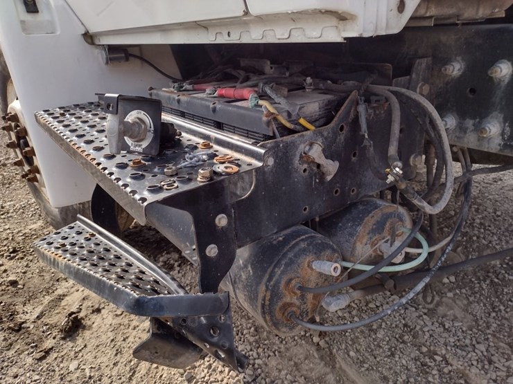 international-durastar-4300-image-14