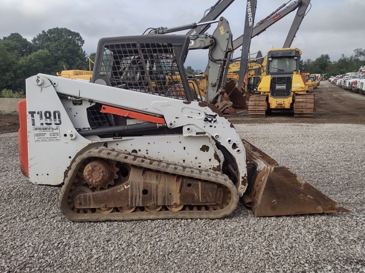 bobcat-t180-image-3