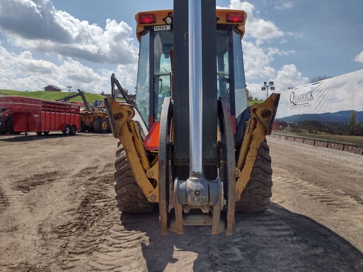 deere-310j-image-35
