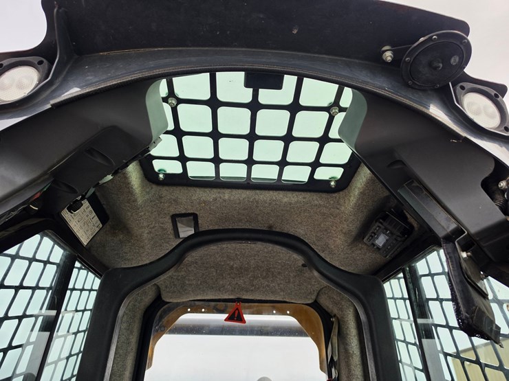 2018-deere-333g-image-8