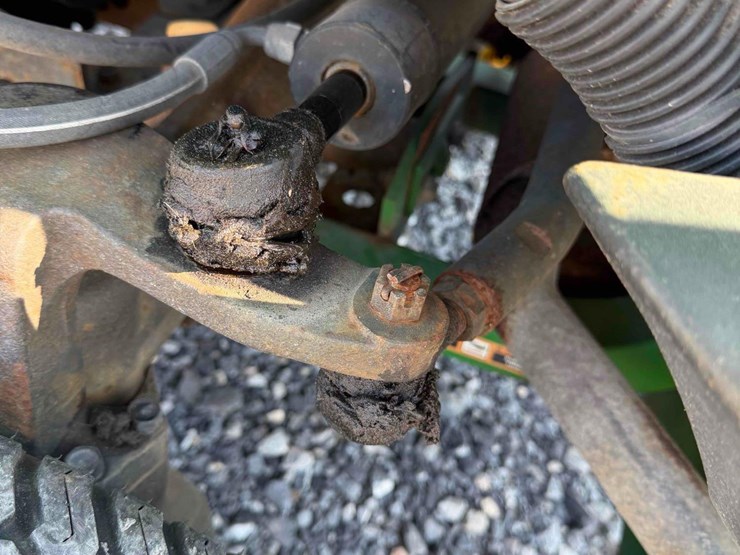 john-deere-1445-image-18