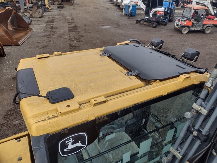 john-deere-15-image-39