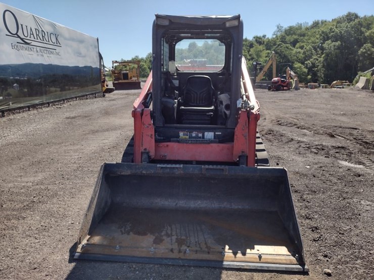 kubota-svl65-2-image-2