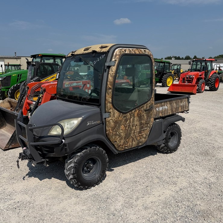 KUBOTA RTV1100
