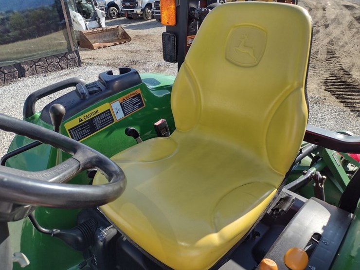 john-deere-4320-image-12
