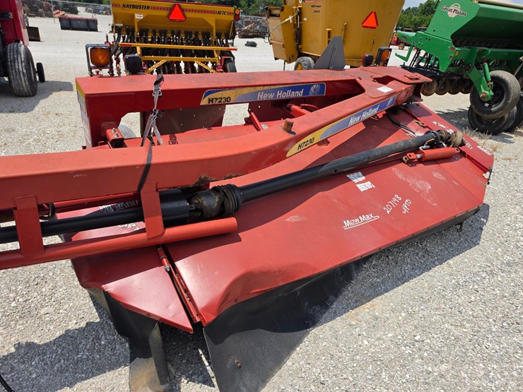 2013-new-holland-h7230-image-3