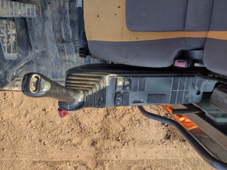 doosan-dx140-lc-image-10