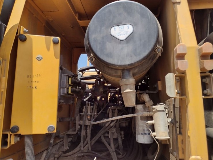volvo-ec240cl-image-22