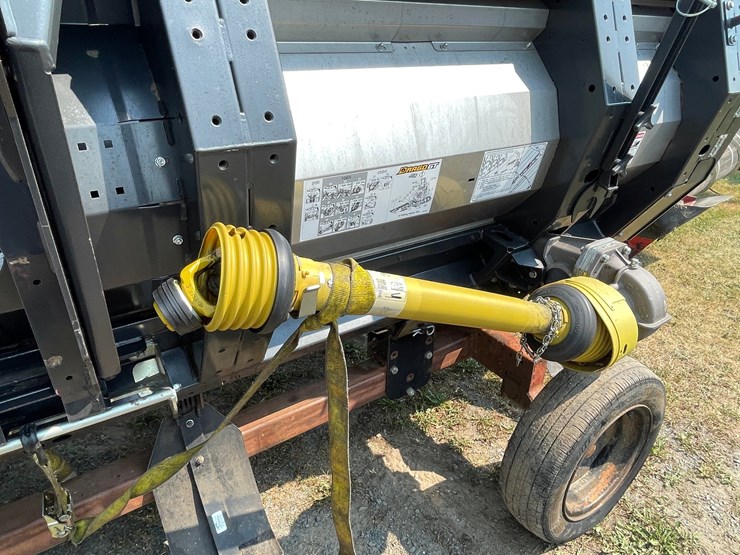 #1251-•-2020-drago-gt-flagship-8-row-corn-head-(case-ih-flagship-mounts)-image-26