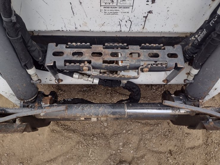 bobcat-t595-image-21