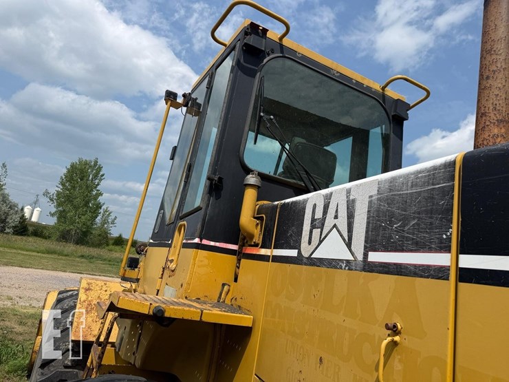 1997-caterpillar-928f-image-17