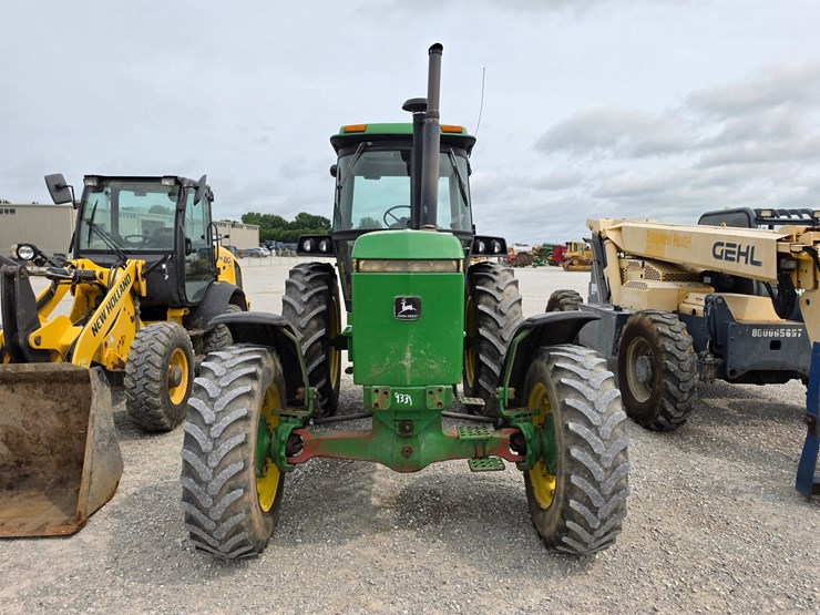 1988-john-deere-4050-image-2