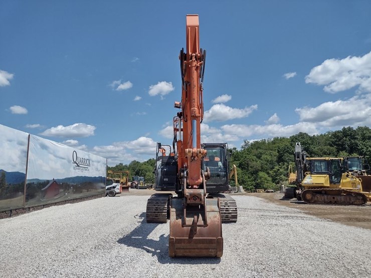 hitachi-zx245us-lc-6n-image-2