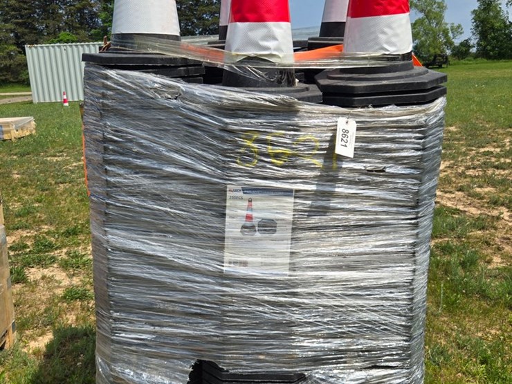 #8621-•-250-traffic-cones-(more-or-less)-image-2