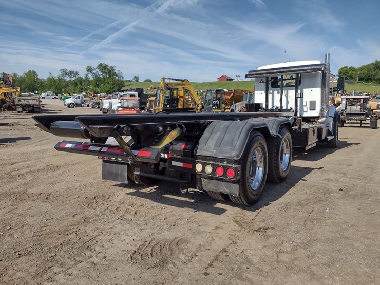 kenworth-t880-image-41