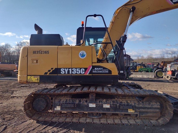 sany-sy135c-image-31
