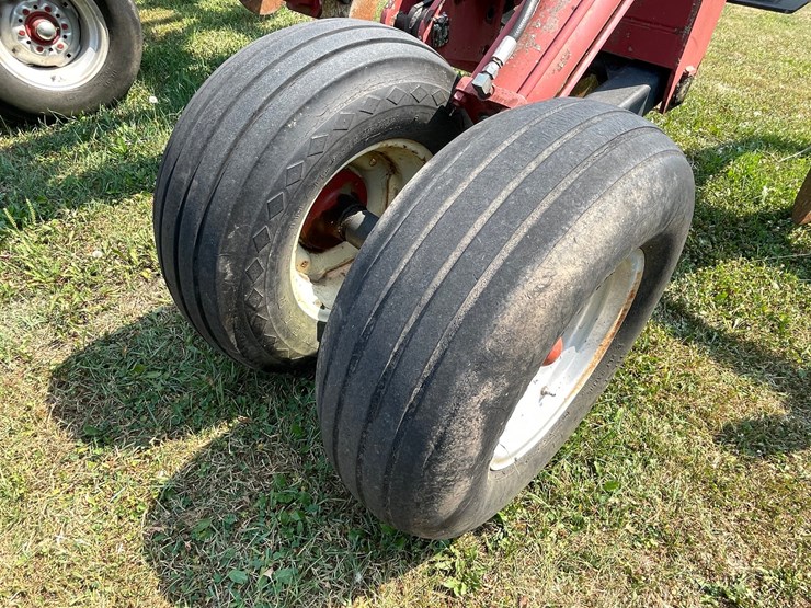 case-ih-5000-image-12