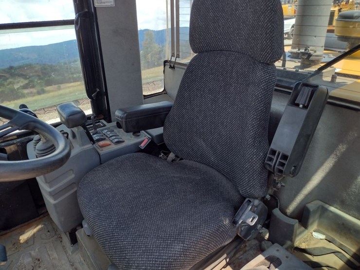 caterpillar-it28g-image-13