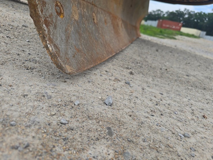 2007-caterpillar-12h-image-50