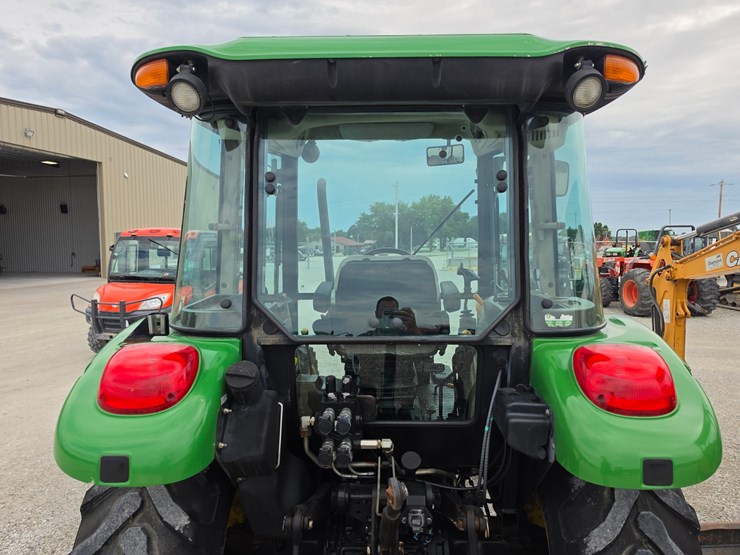 2008-john-deere-5225-image-14