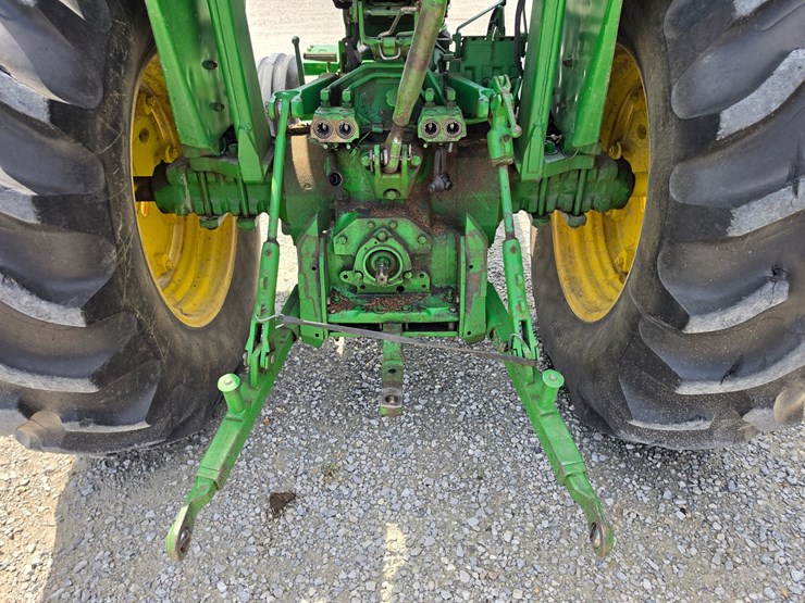 1976-john-deere-2640-image-14